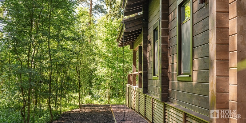 Двухэтажный дом из клееного бруса с террасой и балконом по проекту Австрия v4 - фото 13 на сайте Holz House